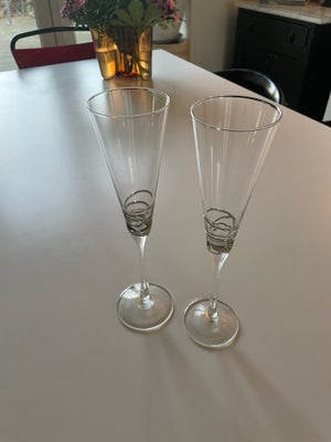 Glas, Champagne glas , ?, Smukkeste mundblæste champagne glas med sølv omkring, se mål på billede 