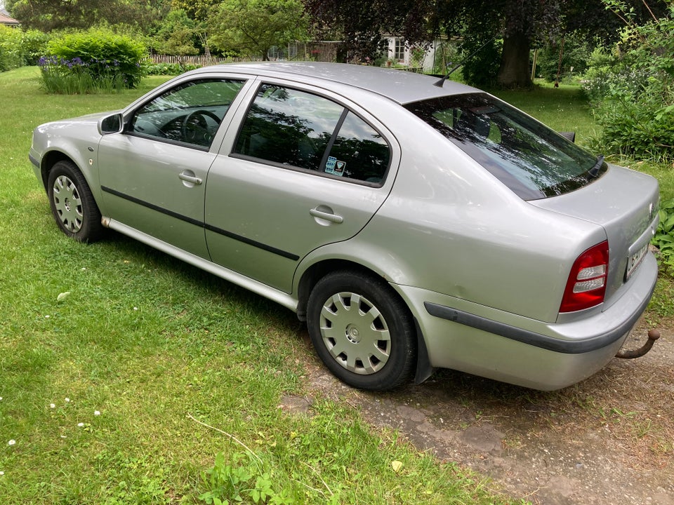 Skoda Octavia, 2,0 Ambiente, Benzin