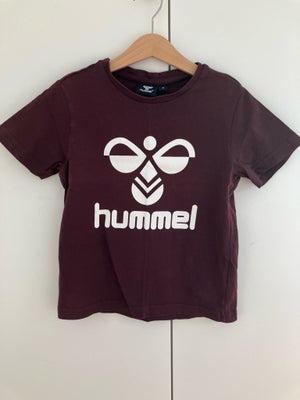 T-shirt, T-shirt, Hummel, str. 116, Rødbrun. Brugt men fin stand.