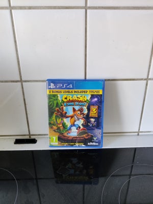 Crash Bandicoot Insane trilogy, PS4, Spillets CD fremstår i god og velholdt stand. Sælges da jeg ikk
