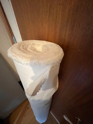 Stof, 100% Økologisk stof bomuld og hemp, 100% Økologisk stof bomuld og hemp 

Mange meter i rullen.