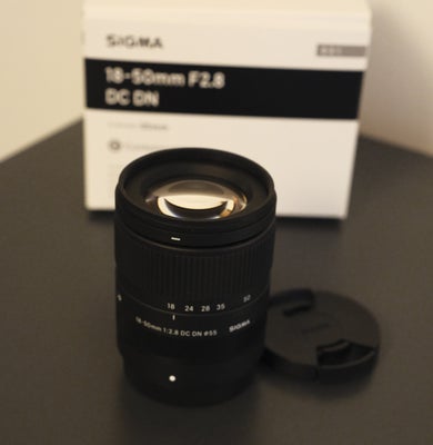 Zoom, Sigma, 18-50mm F2.8 Fuji, Perfekt, Sælger dette lækre zoom. Det står i perfekt stand, og nærme