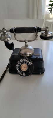 Telefon, Antik dansk vintage telefon fra 1930'erne.
Fra Kjøbenhavns Telefon Aktieselskab (KTAS) 
Fin