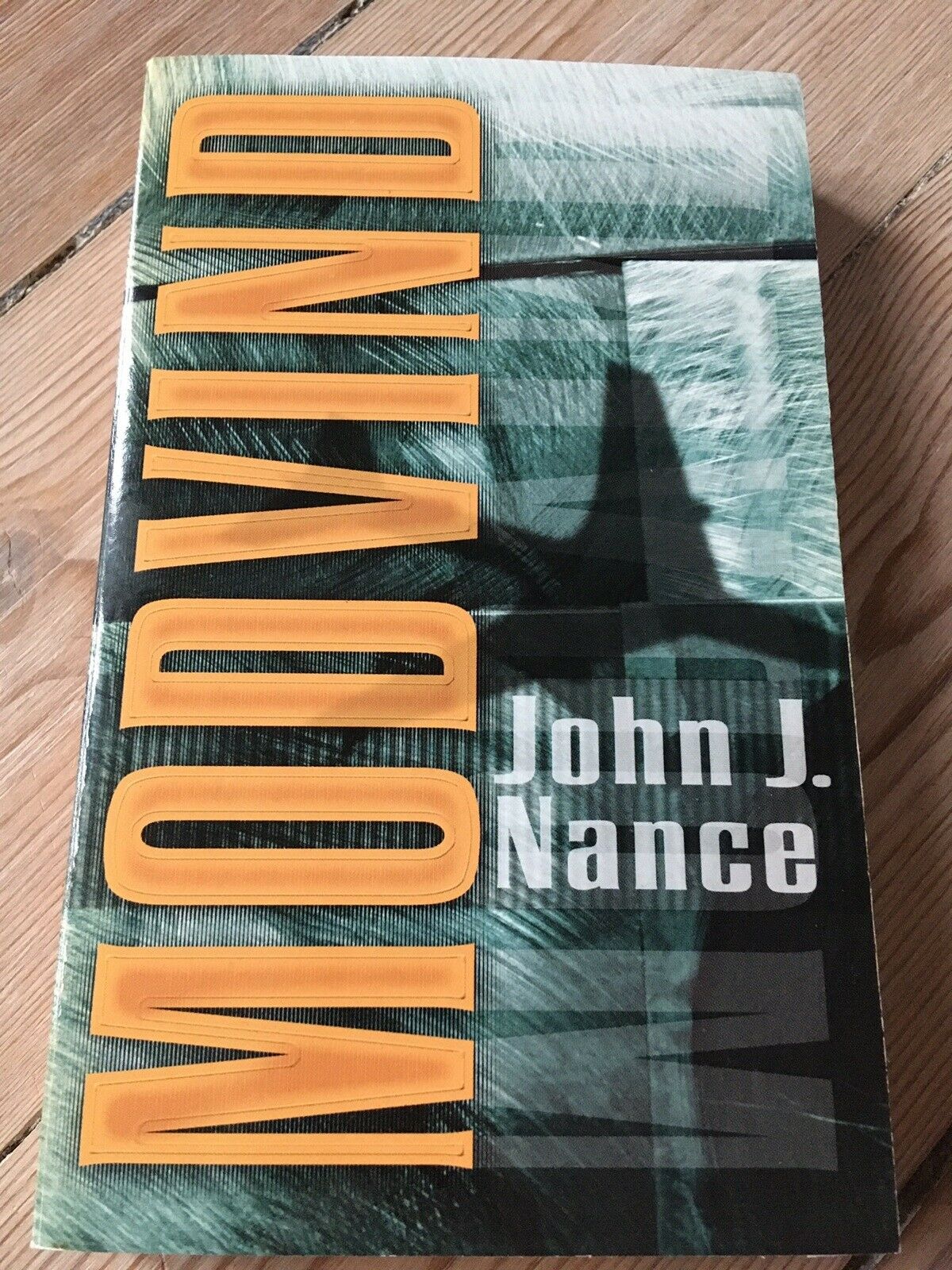 To titler, John J. Nance, genre: krimi og spænding