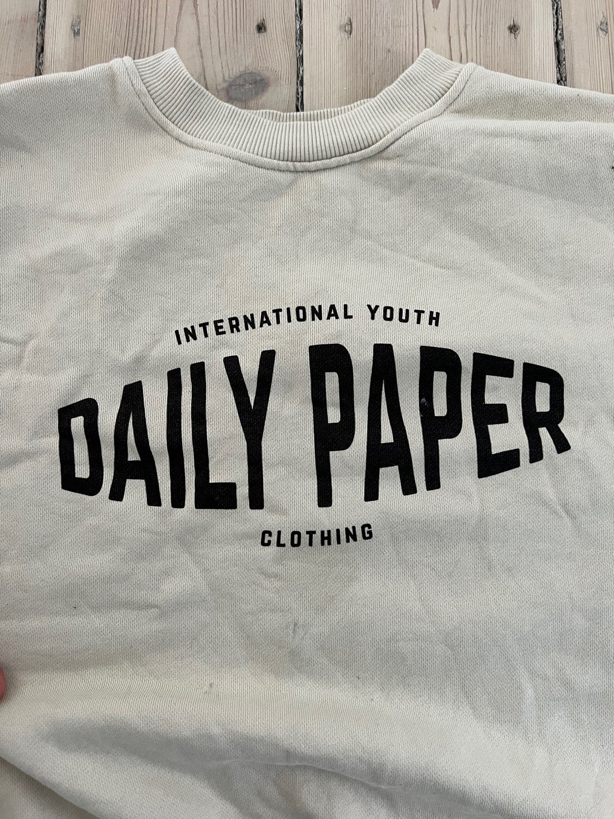 Sweatshirt, DAILY PAPER, str. M – dba.dk – Salg Nyt og Brugt
