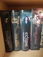 Twilight, Stephenie Meyer, genre: fantasy