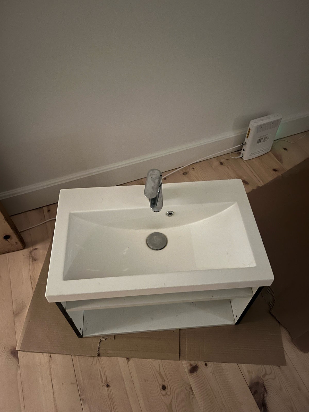 I bought an apartment and changed the sink in m...