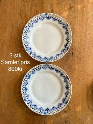 Porcelæn, Bing & Grøndahl Kronborg helblonde frokosttallerke, Royal Copenhagen B&G, 2 stk udgået B&G