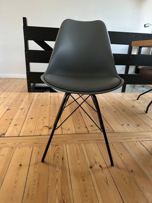 Spisebordsstol, Soft, 4 grå stol
2 sort stol

100dkk per stol 