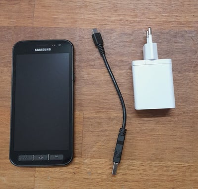 Samsung Xcover 4, 16 , Perfekt, Meget solid håndværker mobil med ganske få brugsspor,
Velegnet til f