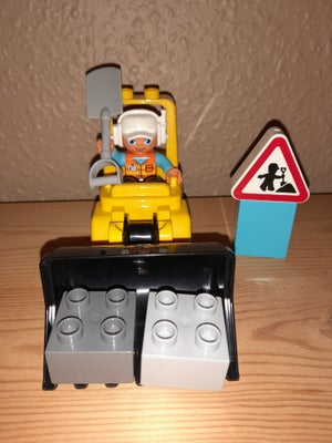 Lego Duplo, Lille bulldozer, Se evt mine andre annoncer med duplo, sender gerne på købers regning
