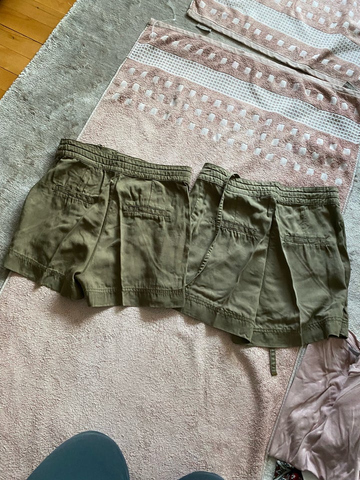 Shorts, H & M, str. 36