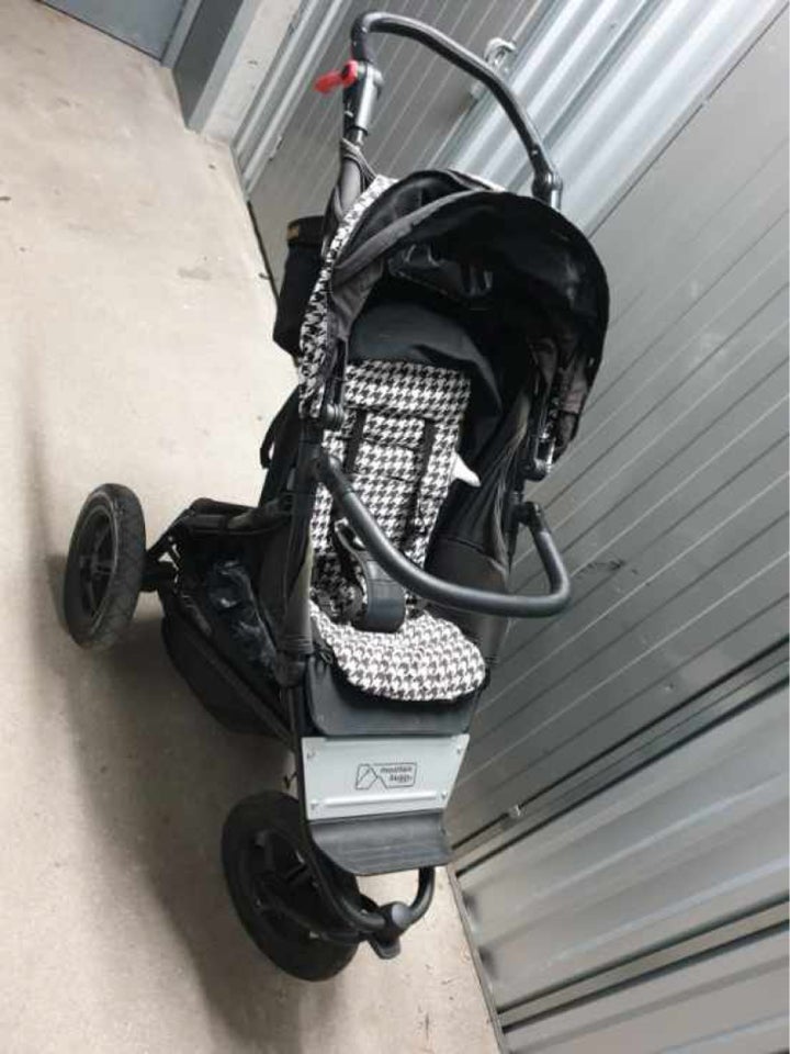 Mountain buggy 2024 urban jungle pepita