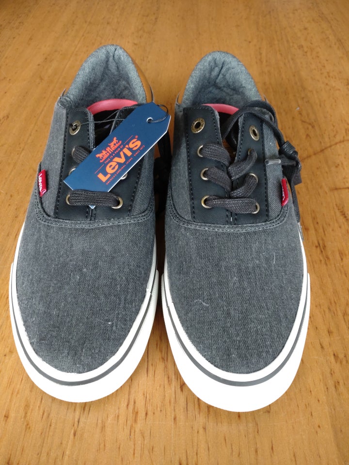 Sneakers, Levi's, str. 42