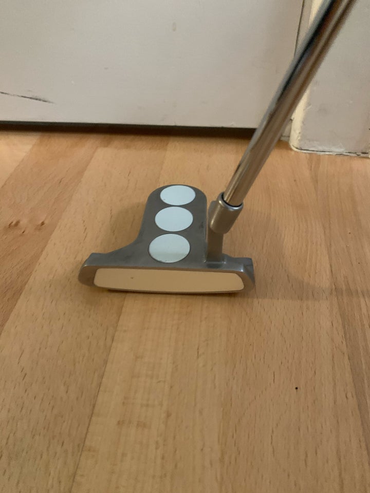 Stål putter, Tre balls