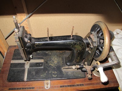 Symaskine, antik vintage symaskine, Antik -vintage symaskine - mere end 100 år gammel -bemærk håndta