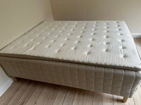 Bed in perfect condition