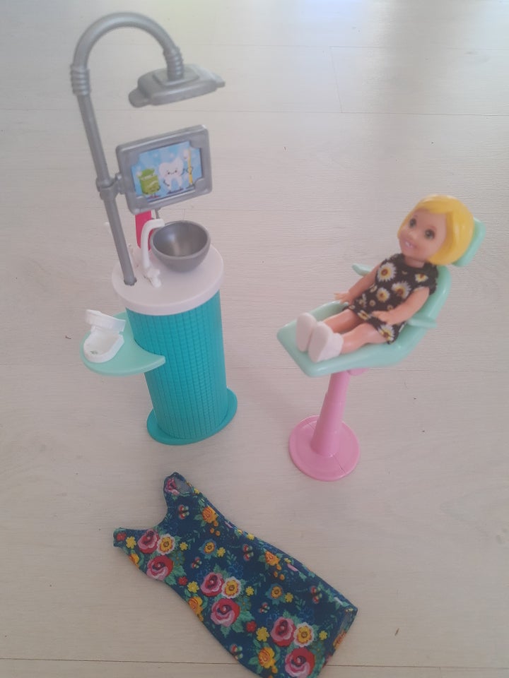 Barbie, Tandlæge – – Køb og Salg af Nyt og Brugt