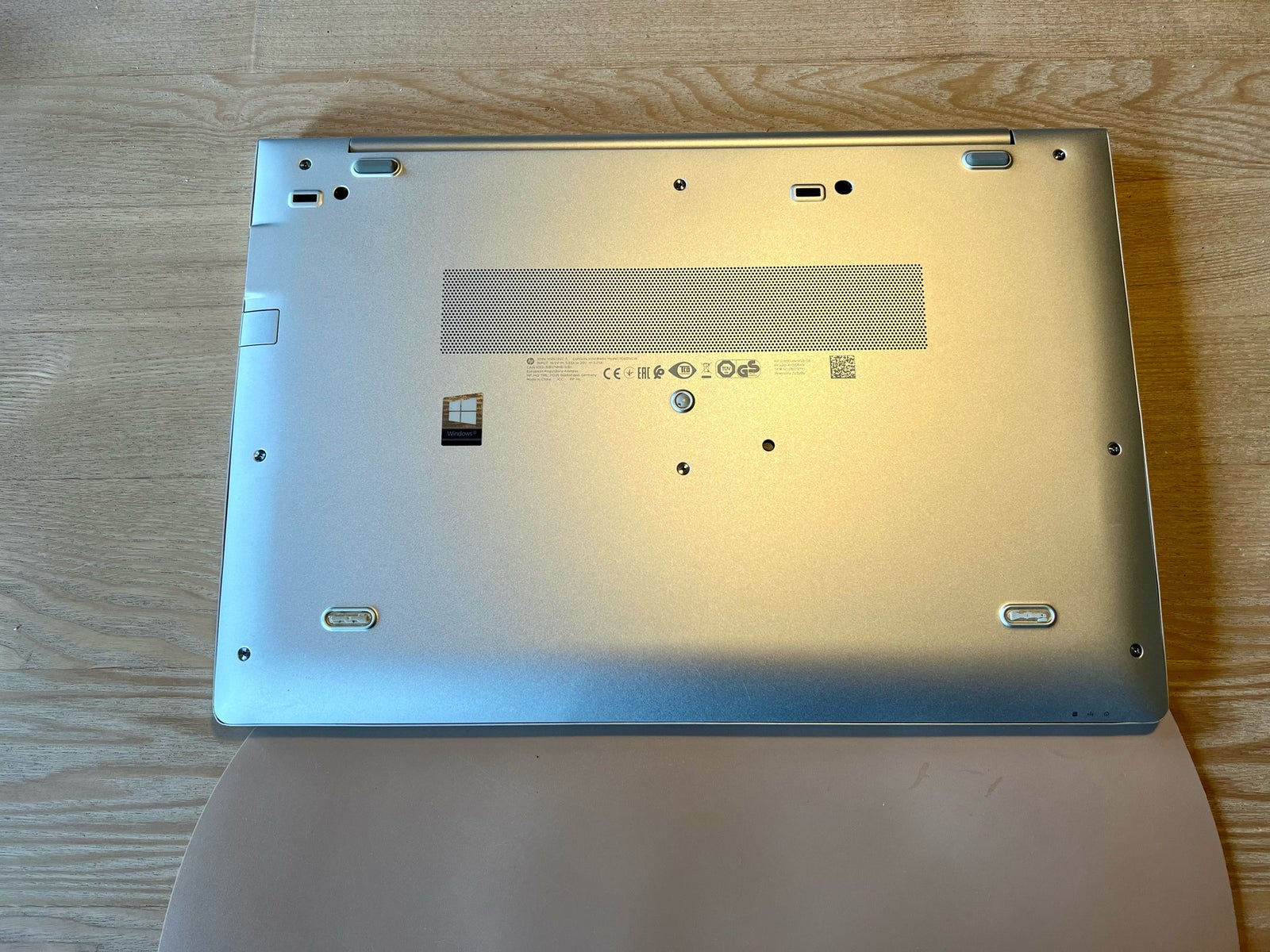HP Elitebook 850 G6, 1,8 GHz, 8 GB ram