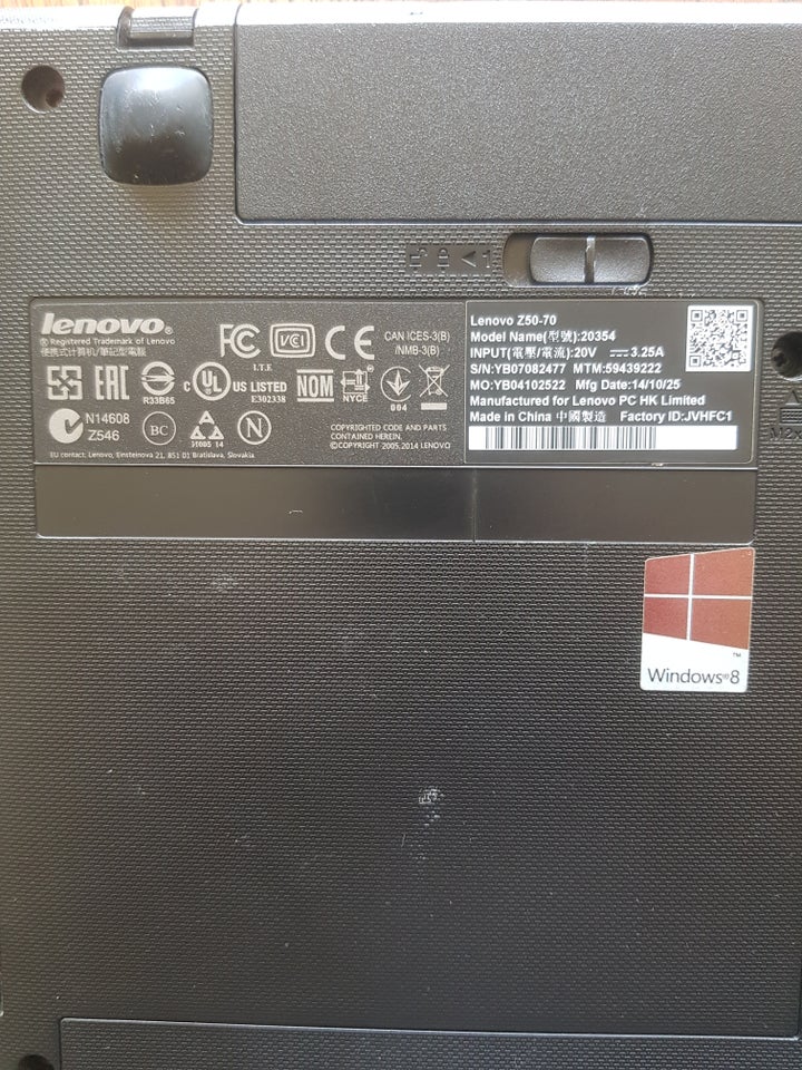 Lenovo Z50-70, 4x 1,6 GHz, 8GB GB ram