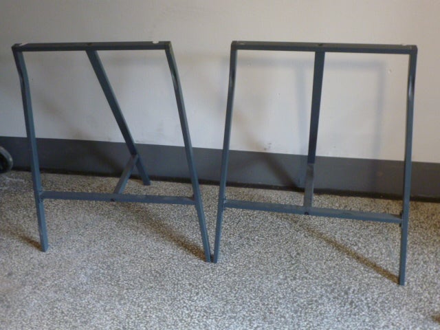 Andet, Sæt: 2 metal grå bordbukke IKEA Benbukke