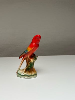 Porcelænsfugl, Skøn farverig porcelænsfigur af parakit /papegøje - lille smule patina, men helt inta