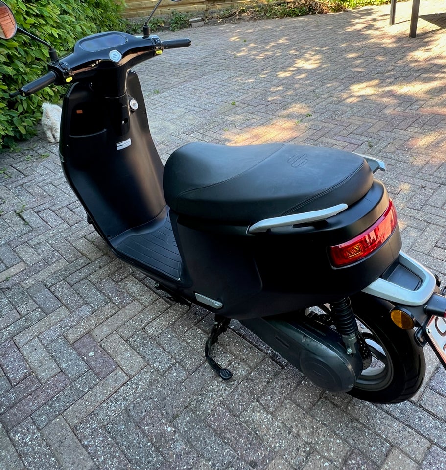 El-Scooter E2, 2023, 240 km