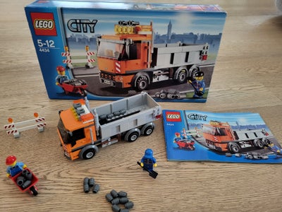 Lego City, Lego 4434 Tipper Truck, Komplet Lego 4434 med original æske og samlemanual.
I rigtig god 