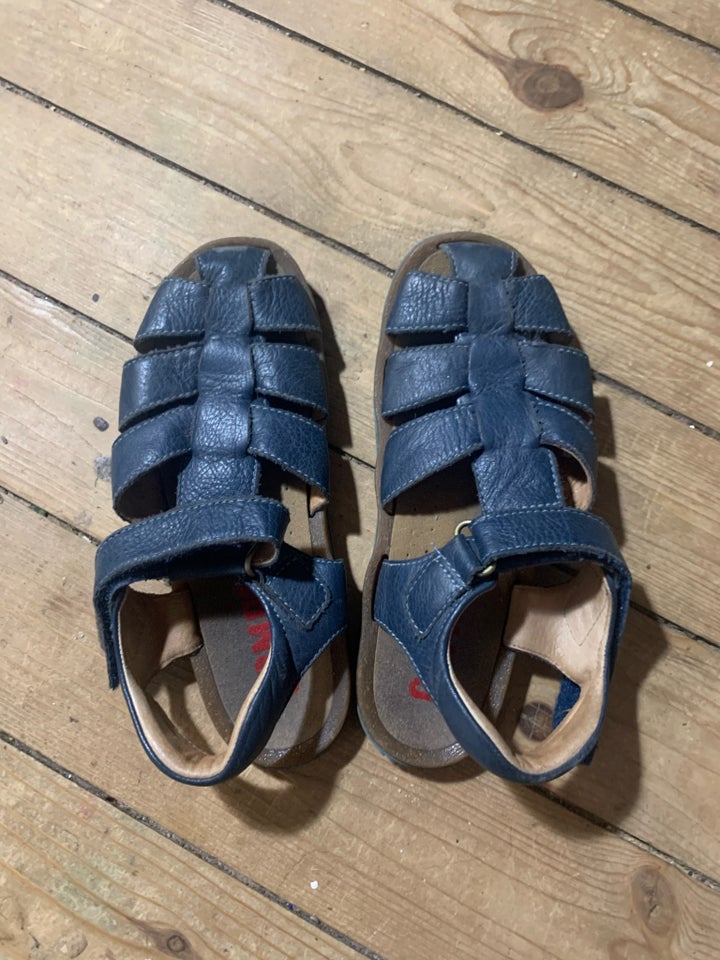 Sandaler, str. 33, Camper