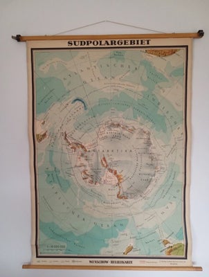 Landkort, Antarktis / Sydposen, Vintage skolekort / landkort
Antarktis/ Sydpolen
Bred 100 cm
Lang 12