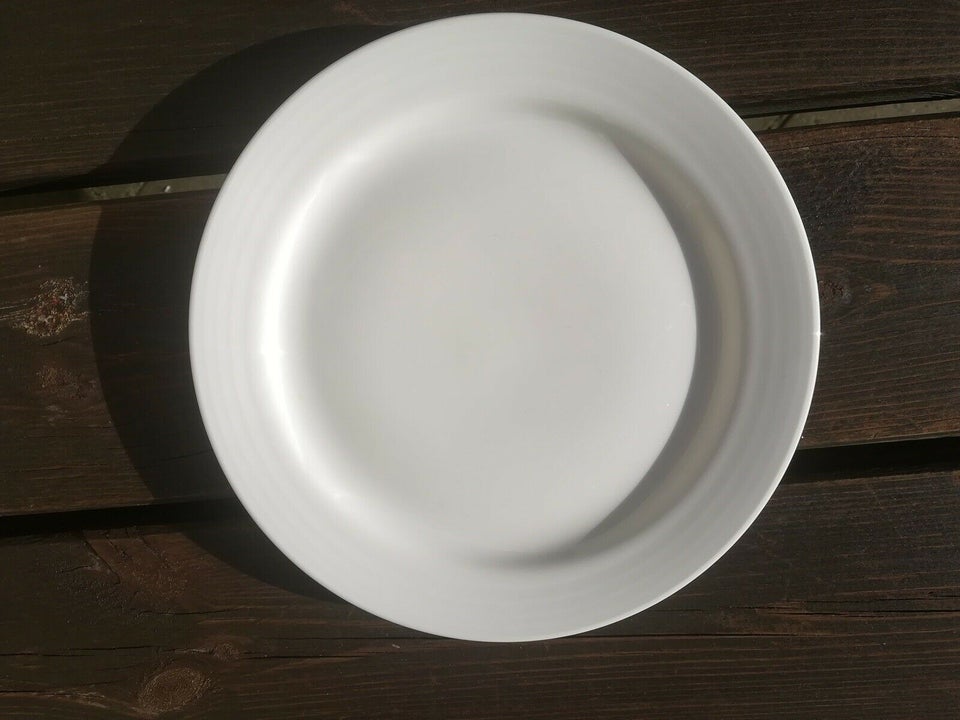 Porcelæn, Frokost tallerkener
