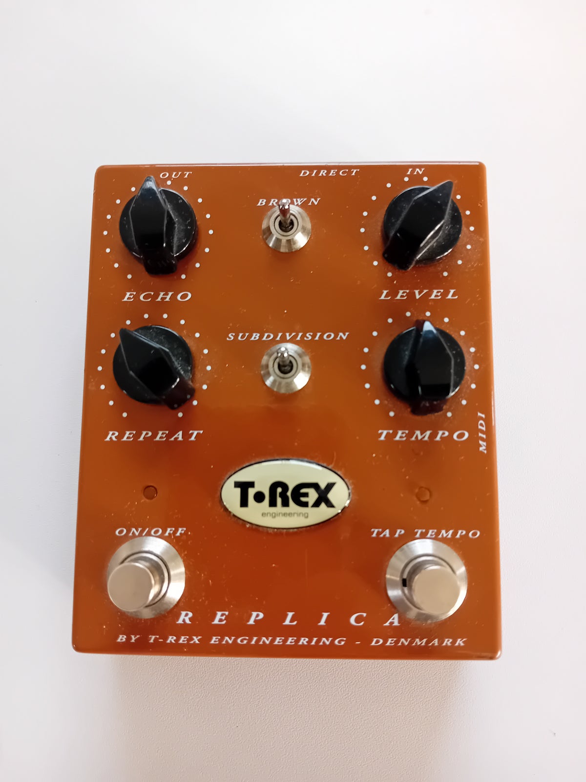 Delay pedal, T-Rex Replica