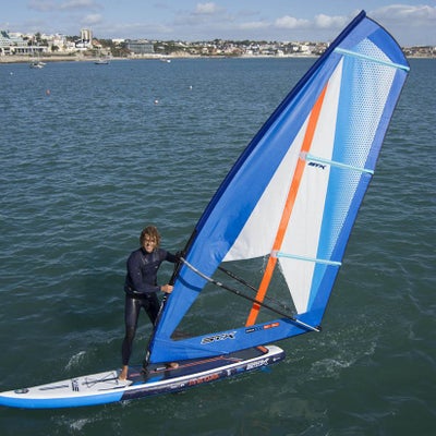 Oppustelig windsurfer m. sejl og rig