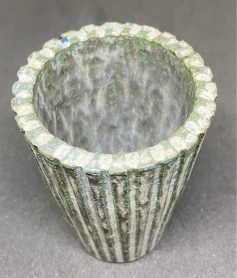 Keramik, Arne Bang vase, Rigtig flot Arne Bang vase sælges h 8,3 cm


Evt bytte med ældre 20 cm kay 