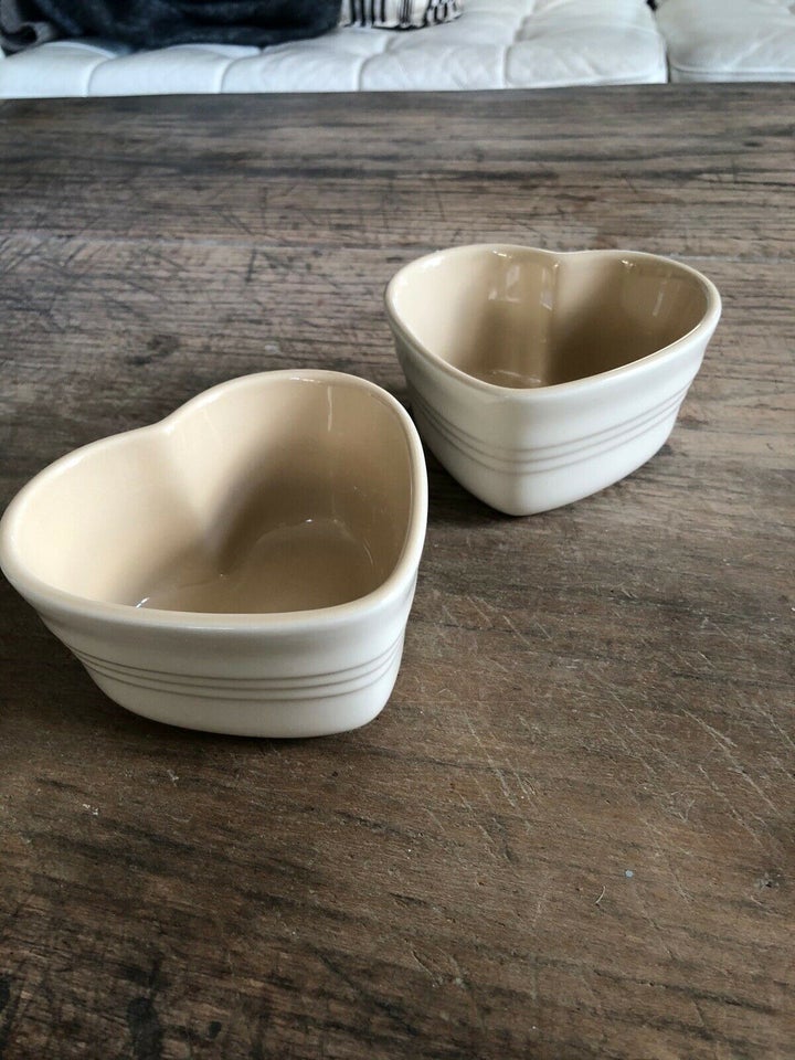 Stentøj, Skål, ramekin