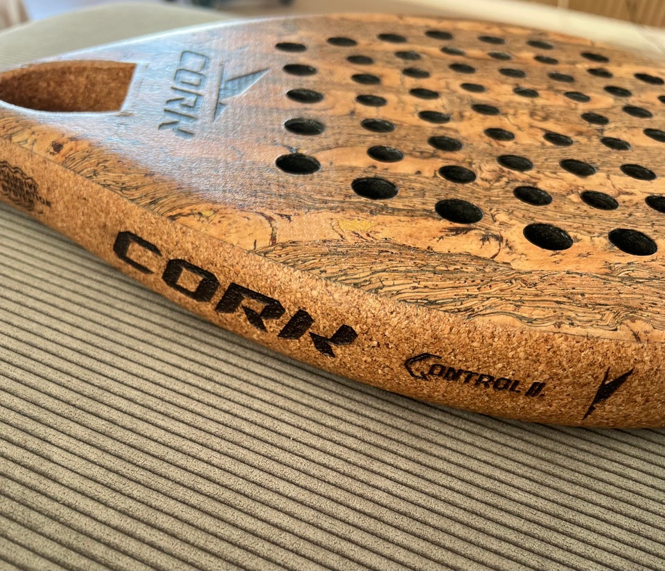 Padel bat, Cork padel