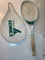 Tennisketsjer, Kennex
