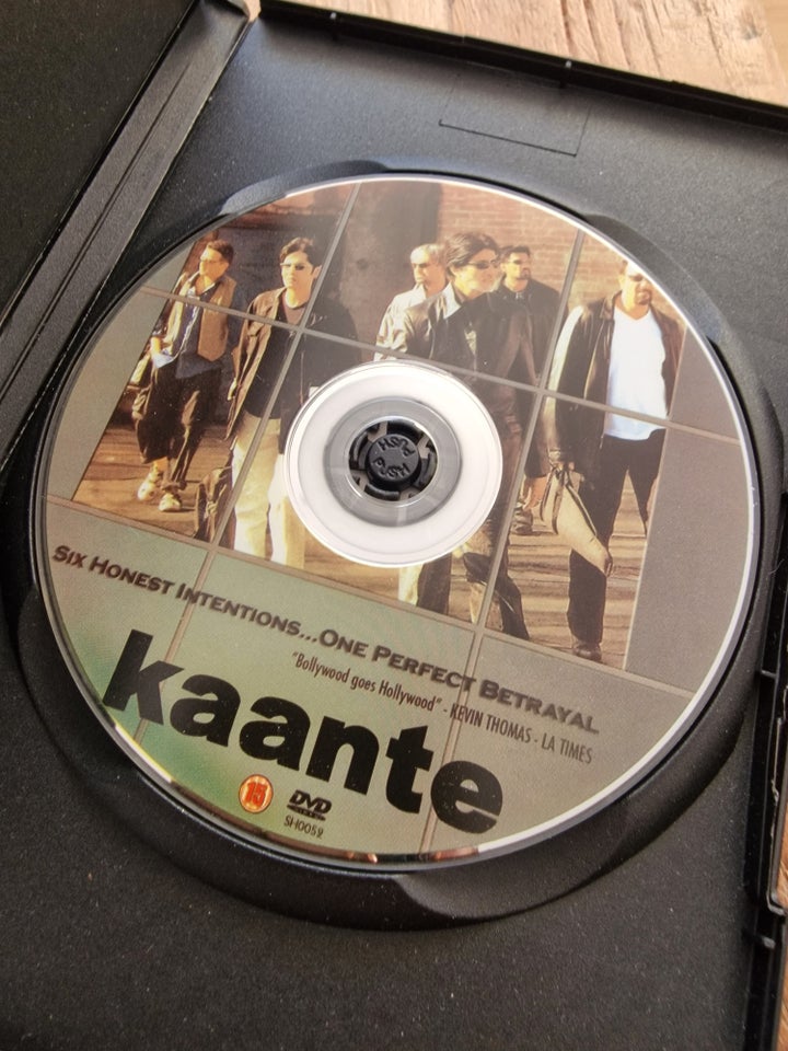 Kaante, instruktør Sanjay Gupta, DVD