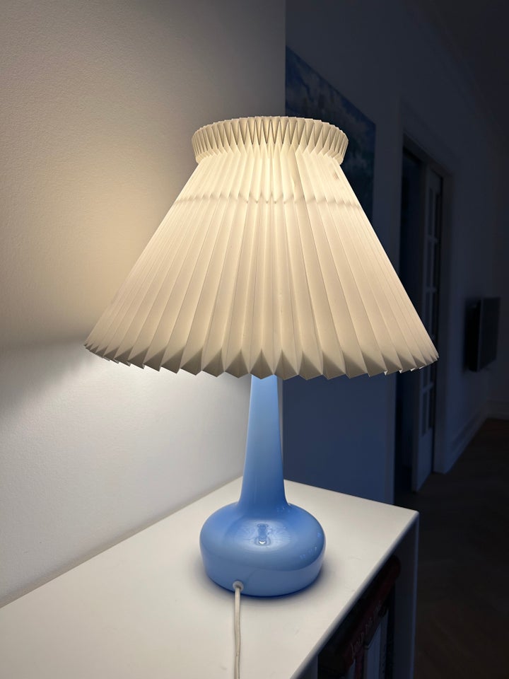 Le Klint, Model 311, bordlampe