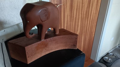 Træfigurer, elefant, unik håndskåret elefant højde 16 cm ca 40 til 50 år gammel perfekt stand kan se