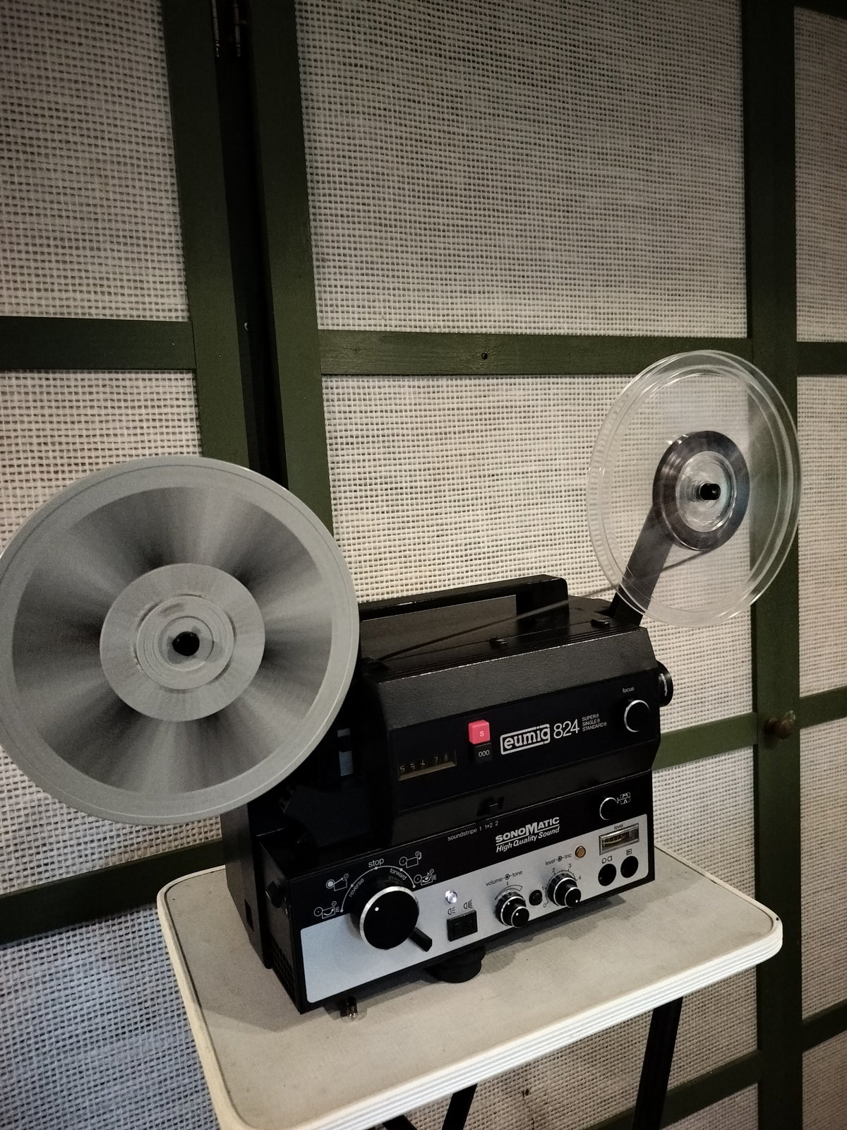 Eumig SonoMatic 824 HQS filmfremviser, Perfekt