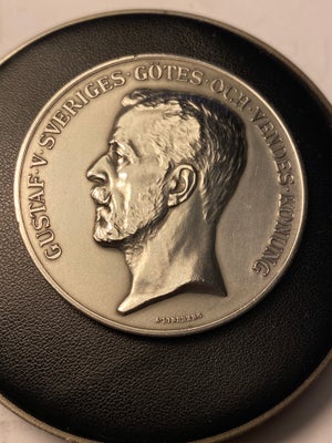 Medalje, Sølv, Sølvmedalje svensk. For Hæstafvelns Framjande.  Gustav V Sveriges Gøtes Och Vendes Ko
