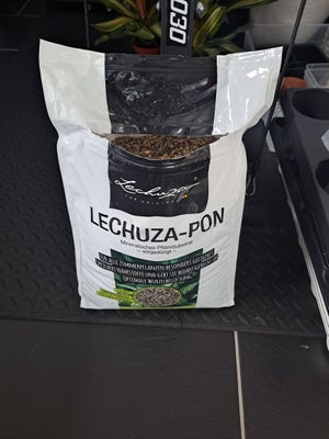 Lechuza pon, Hej
Sælger denne 12L lechuza pon. Købte den for at prøve det som medie, men det var ikk