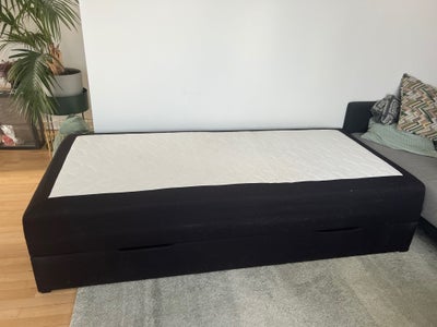 Boxmadras, Nordisk fjer, b: 90 l: 200, Super fin seng med oppbevaring. 
Sengen løftes nemt op og der