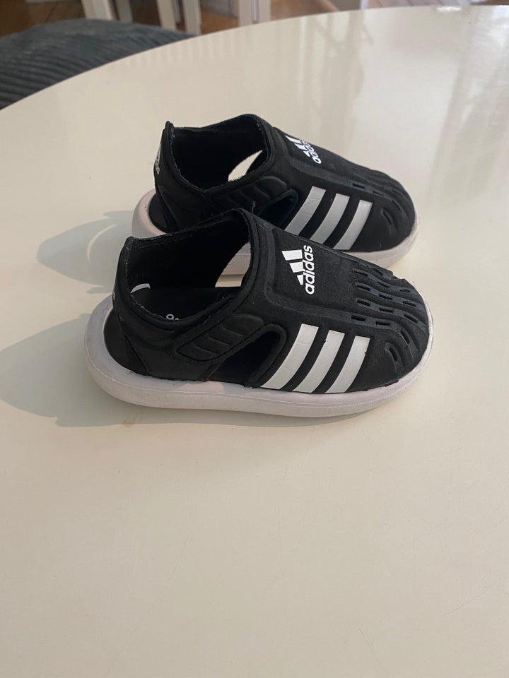 Sandaler, str. 22, Adidas