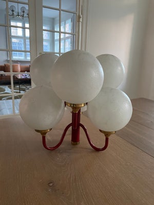 Lysekrone, Rød Richard Essig lampe fra 60'erne, Denne her designer lampe finder du så godt som aldri