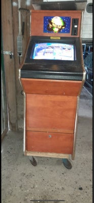 spilleautomat, Hej alle sammen har denne maskine stående som jeg skal af med tager kun mod MobilePay