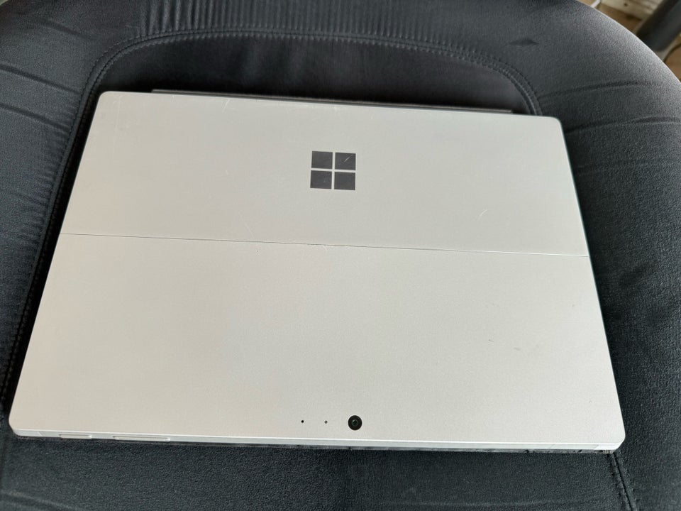 Microsoft Surface Pro 4, Core i5 - op til 2,9 GHz, 8 GB ram
