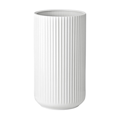Vase, Lyngby Lyngby Vase H 35 cm - Porcelæn - Hvid, Fejler intet. Sælges grundet flytning.

Nypris h