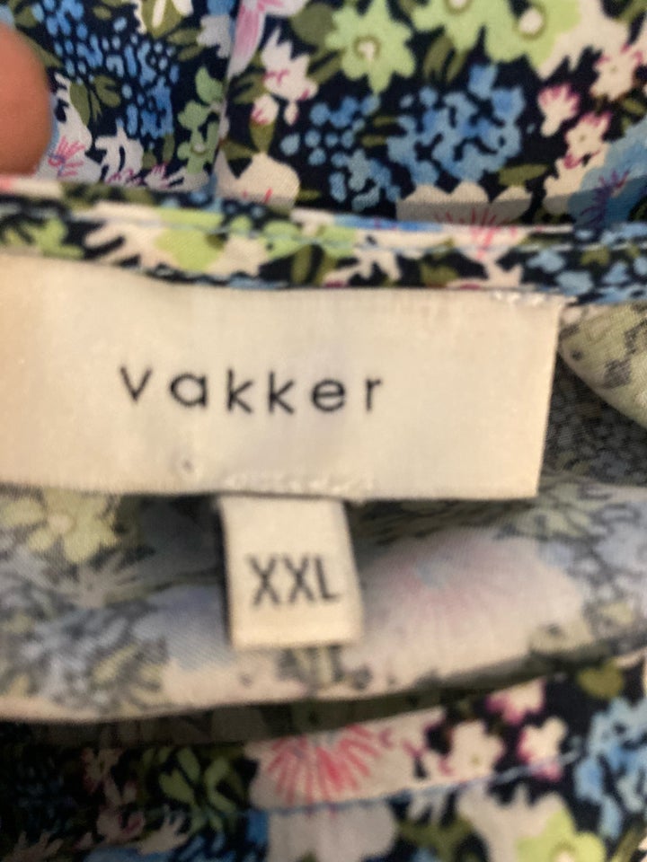 Anden kjole, Vakker, str. XXL